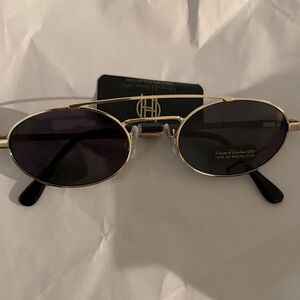 House of Harlow 1960 Oval Gold Sunglasses